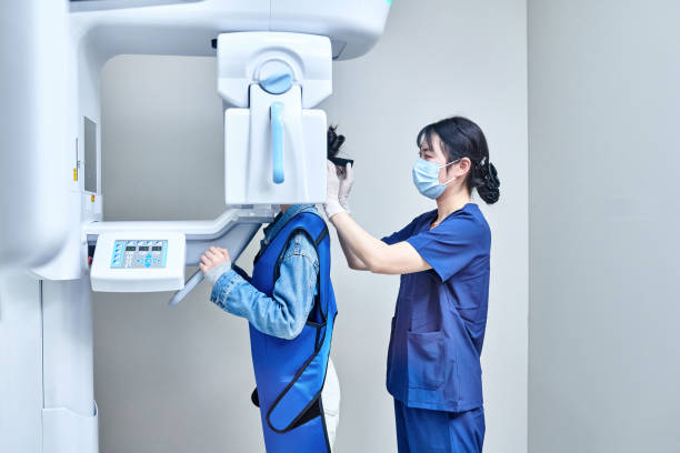 Best Emergency Tooth Extraction  in Bolivar, OH